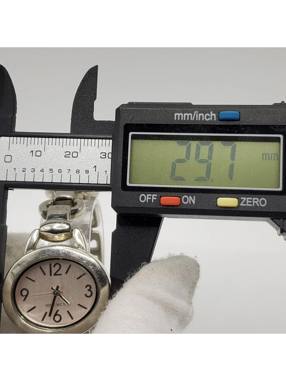 Nine West Watch Women 29mm Silver Tone Oval New Battery
